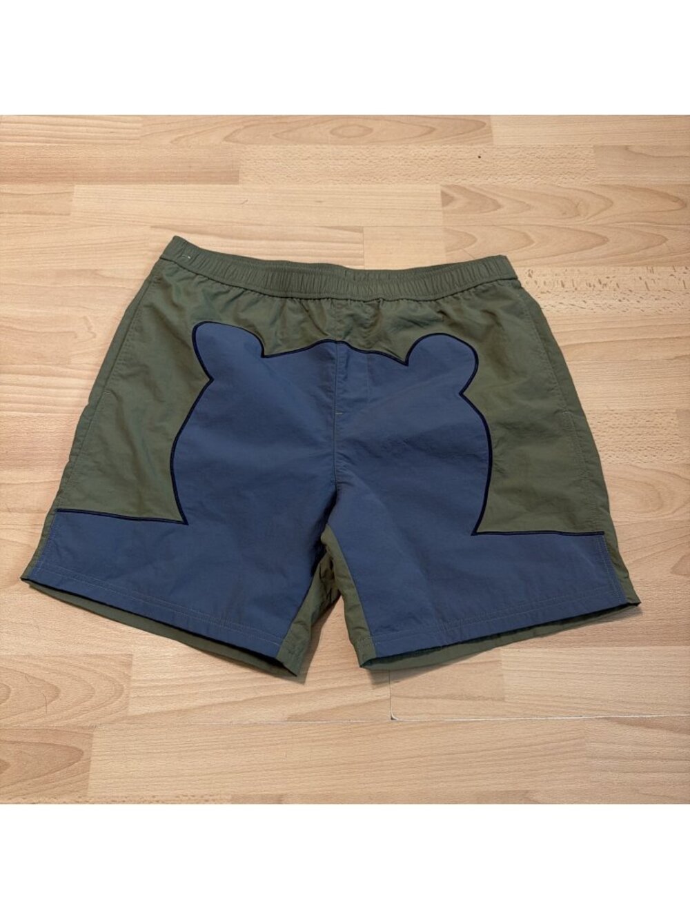 Teddy Fresh Bear Silhouette Swim Shorts Men Size Medium Green Big Logo